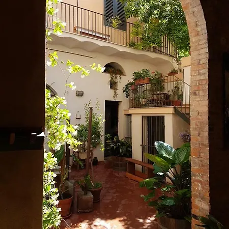 La Stazione & Garden ベッド・アンド・ブレックファスト サッサリ